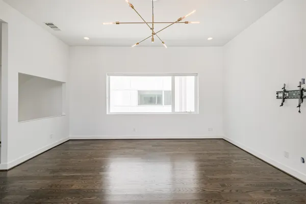 $3,500 | 1157 West 18th Street, Houston, TX 77008