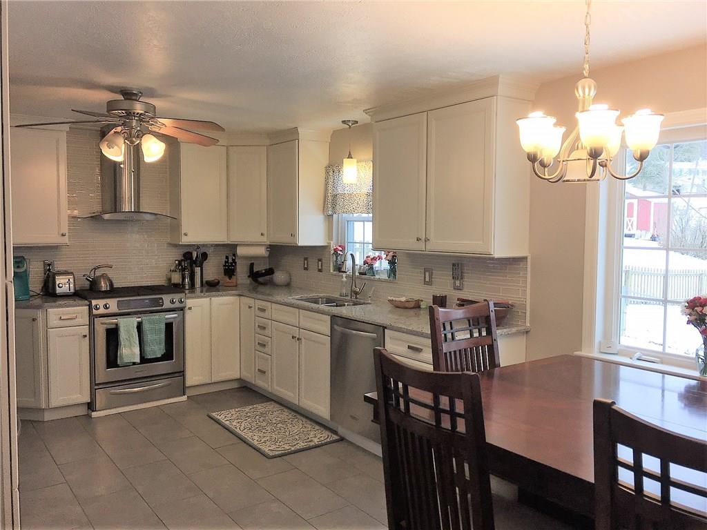 171 Thorne Road Washington, PA 15301 - Photo 4 of 19 Gallery Image 4