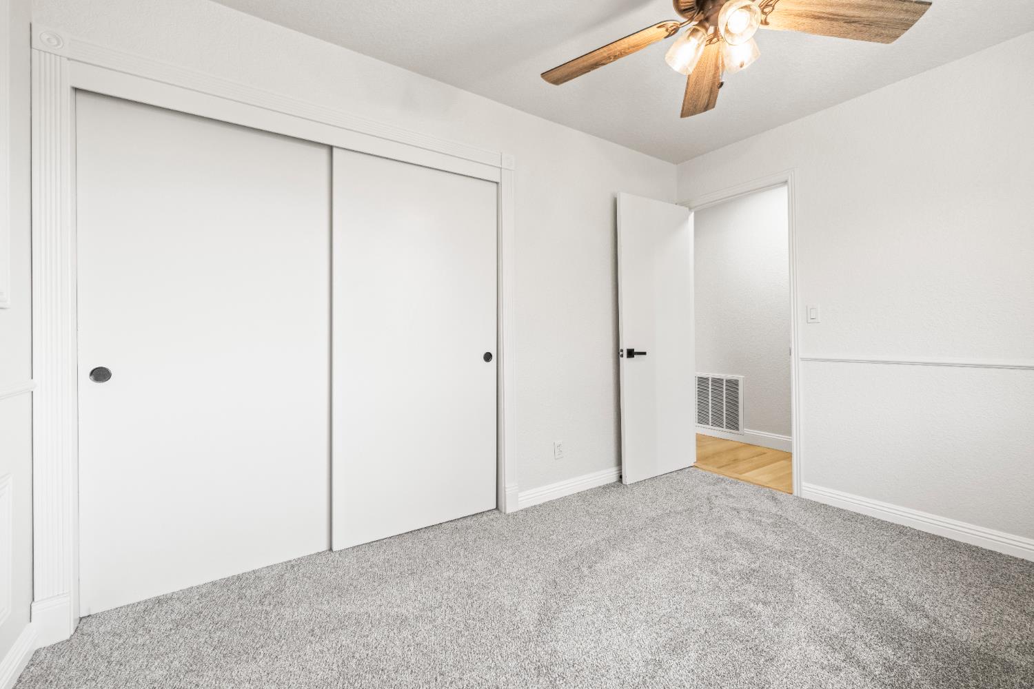 14580 McElroy Road Auburn, CA 95602 - Photo 22 of 48 a view of an empty room