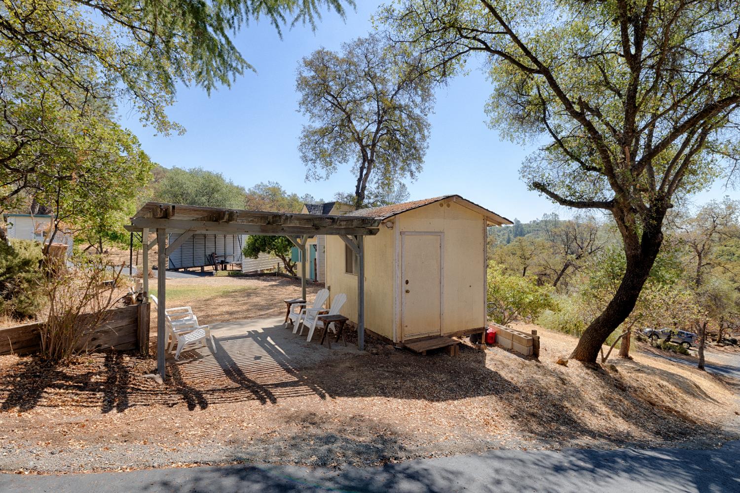 14580 McElroy Road Auburn, CA 95602 - Photo 43 of 48 a view of outdoor space and yard