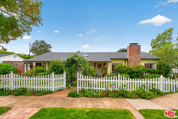 $10,500 | 16036 West Junaluska Way, Pacific Palisades, CA 90272