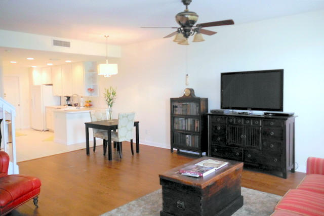 140 Radcliffe Court Jupiter, FL 33458 - Photo 5 of 25 Kitchen Dining Living Rooms