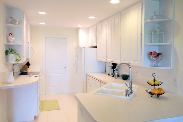 140 Radcliffe Court Jupiter, FL 33458 - Photo 9 of 25 Kitchen 2