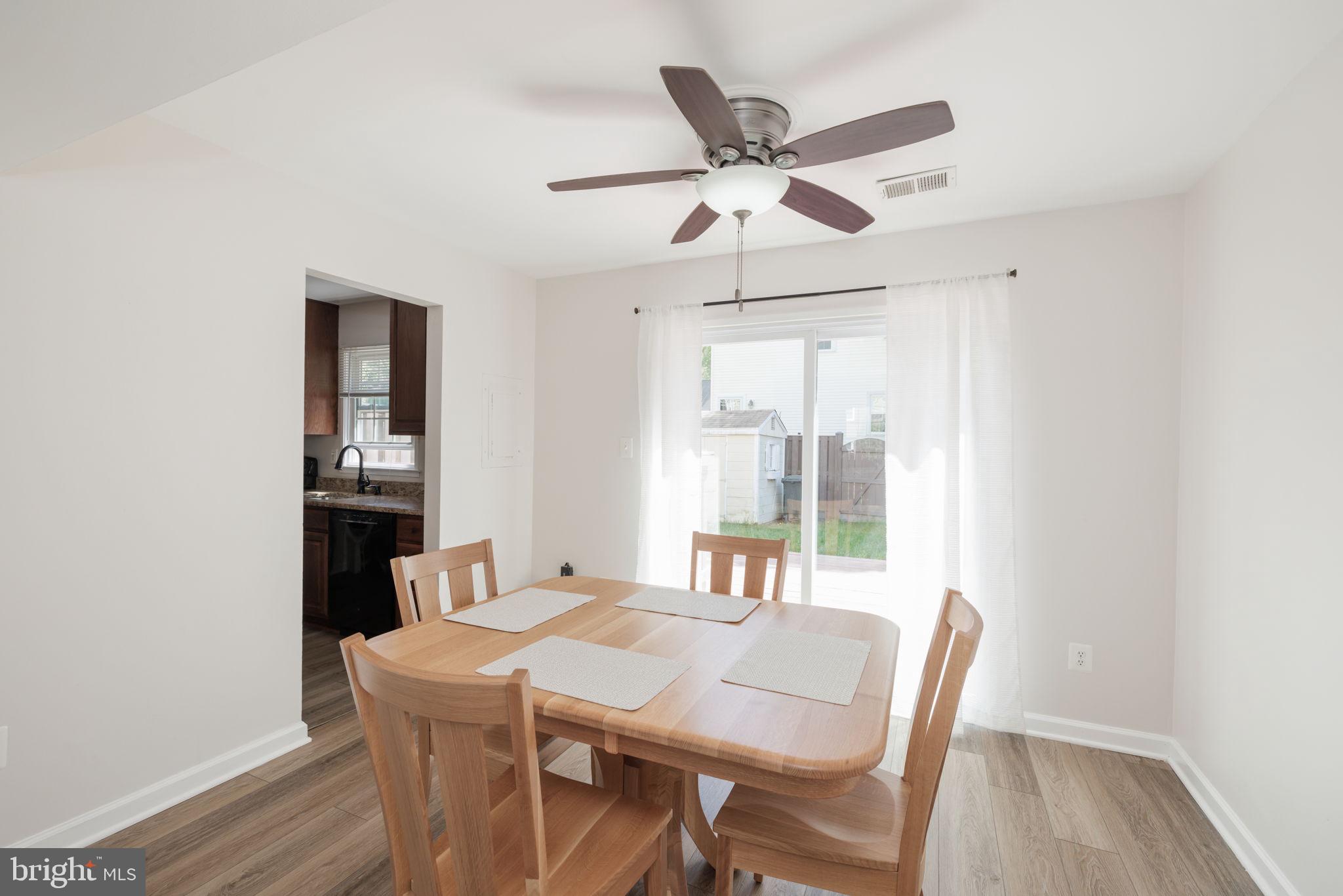 7745 Matisse Way Springfield, VA 22153 - Photo 13 of 42 Gallery Image 13