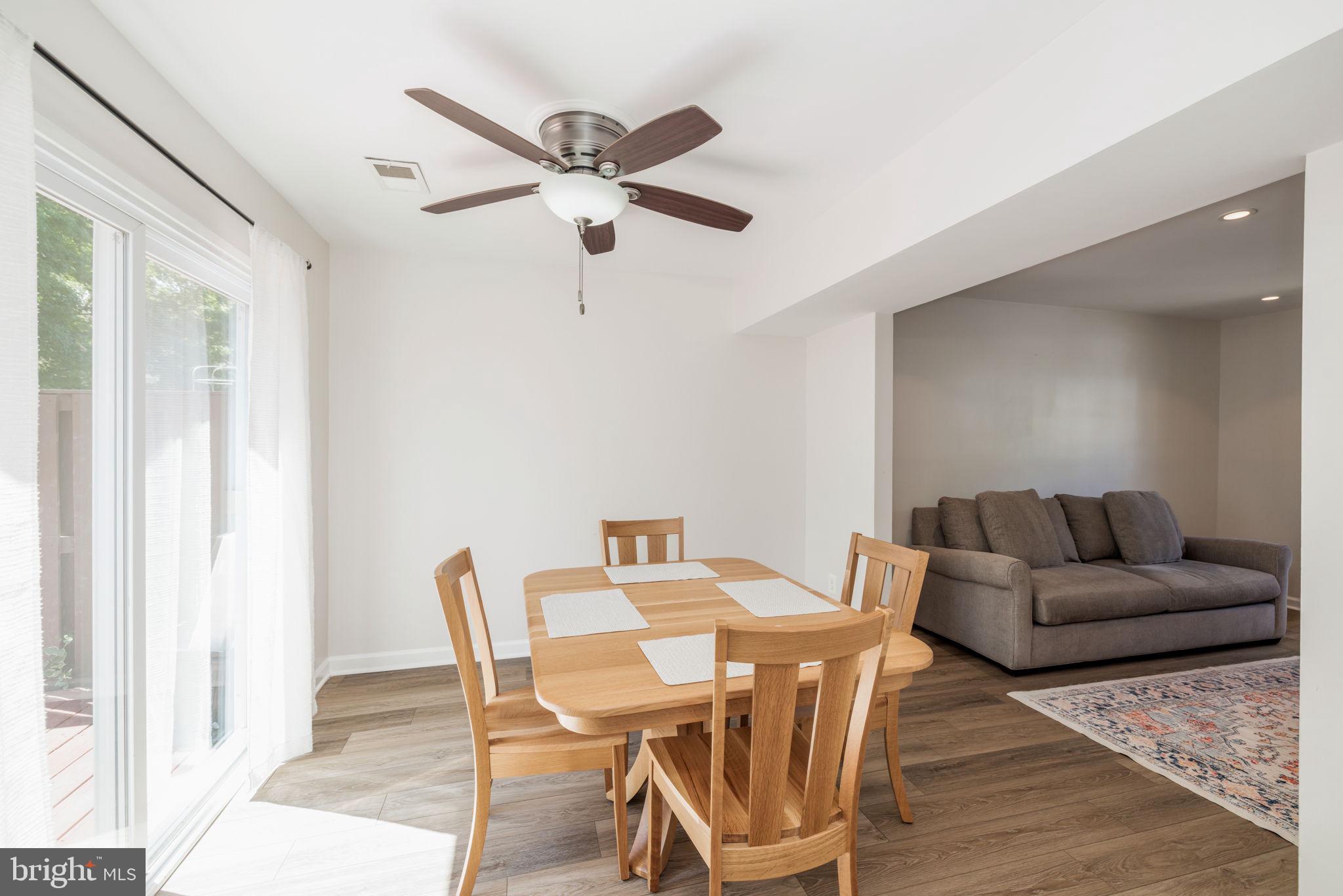 7745 Matisse Way Springfield, VA 22153 - Photo 15 of 42 Gallery Image 15