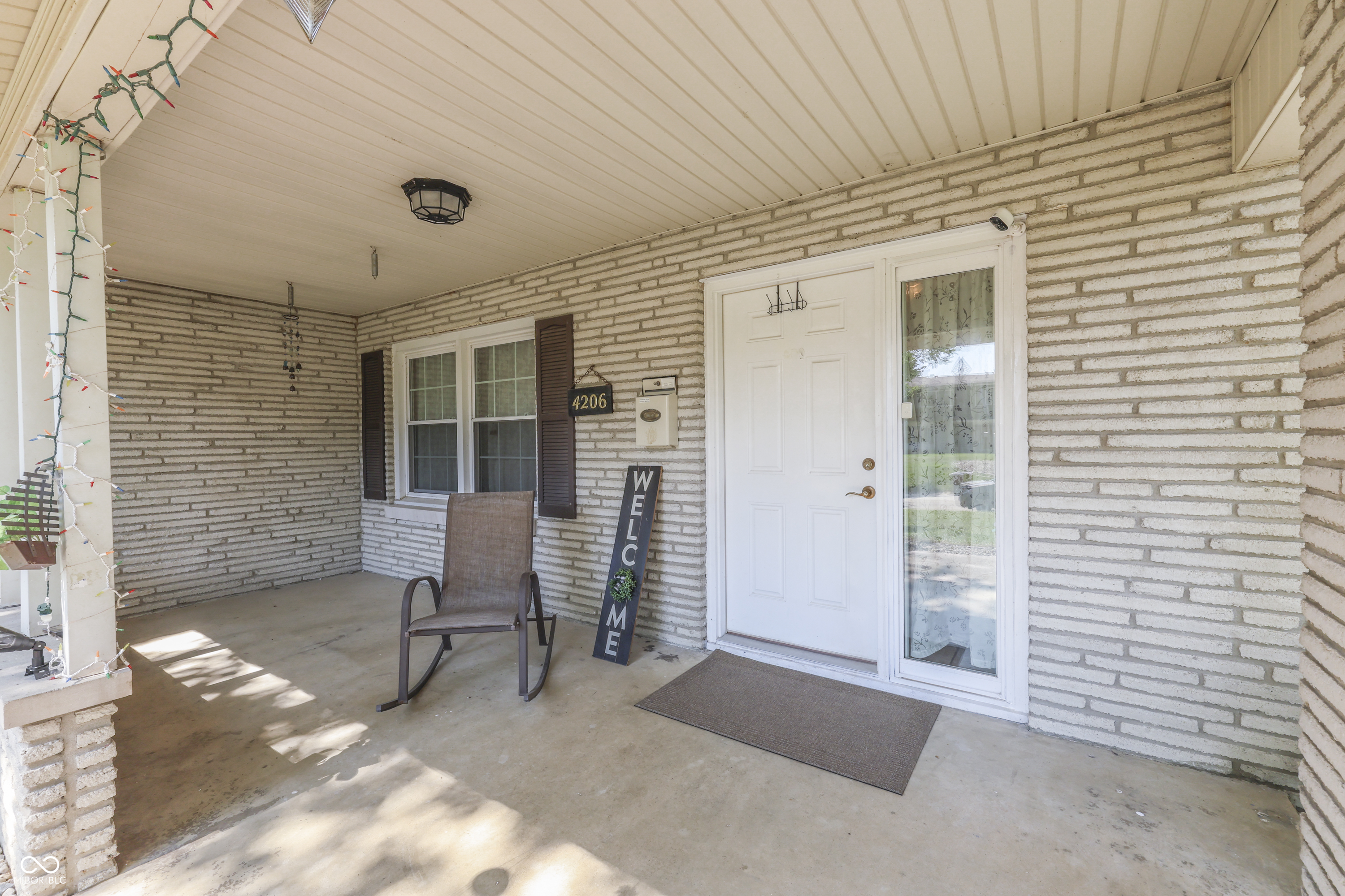 4206 Ridgeway Avenue Columbus, IN 47203 - Photo 6 of 71