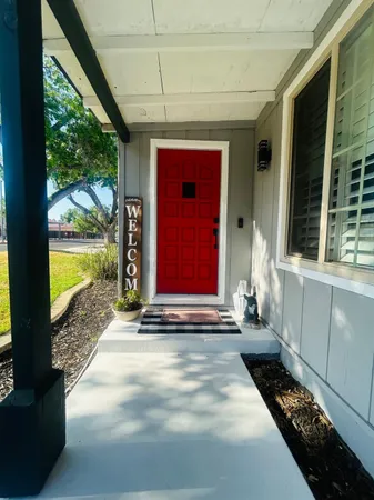 $539,000 | 204 North Santa Ana Avenue, Modesto, CA 95354