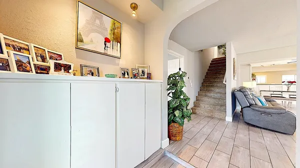 $539,000 | 204 North Santa Ana Avenue, Modesto, CA 95354