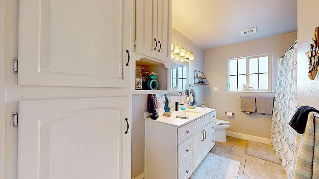 $569,000 | 204 North Santa Ana Avenue, Modesto, CA 95354