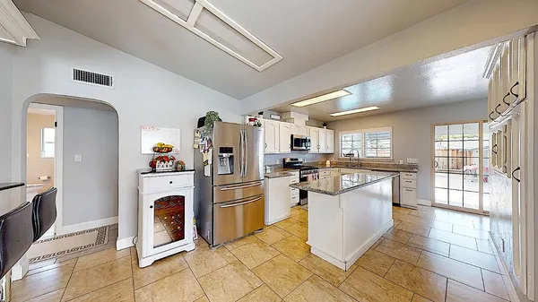 $539,000 | 204 North Santa Ana Avenue, Modesto, CA 95354