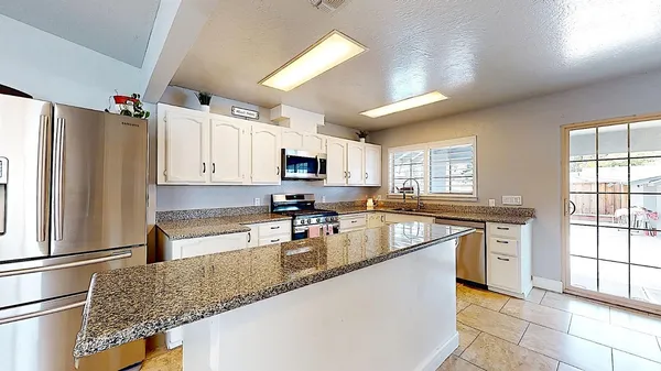 $539,000 | 204 North Santa Ana Avenue, Modesto, CA 95354