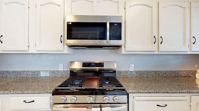 $569,000 | 204 North Santa Ana Avenue, Modesto, CA 95354