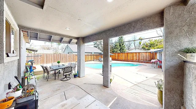 $569,000 | 204 North Santa Ana Avenue, Modesto, CA 95354