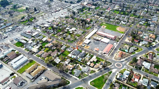 $569,000 | 204 North Santa Ana Avenue, Modesto, CA 95354