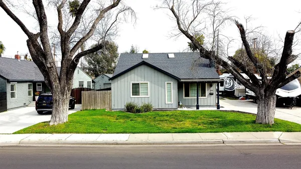 $539,000 | 204 North Santa Ana Avenue, Modesto, CA 95354