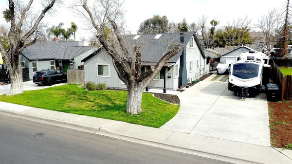 $539,000 | 204 North Santa Ana Avenue, Modesto, CA 95354