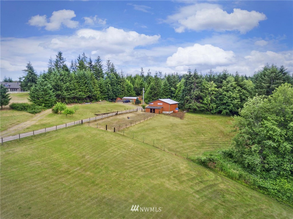 1158 Southwest Harper Road Port Orchard, WA 98367 - Photo 3 of 25 Gallery Image 3