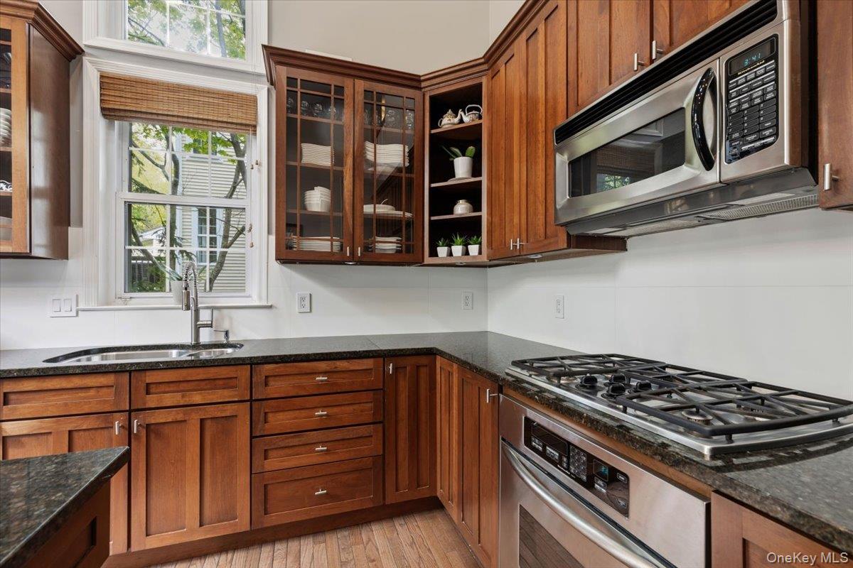 67 Bellefair Road Rye Brook, NY 10573 - Photo 12 of 45