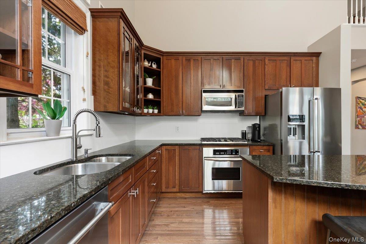 67 Bellefair Road Rye Brook, NY 10573 - Photo 13 of 45