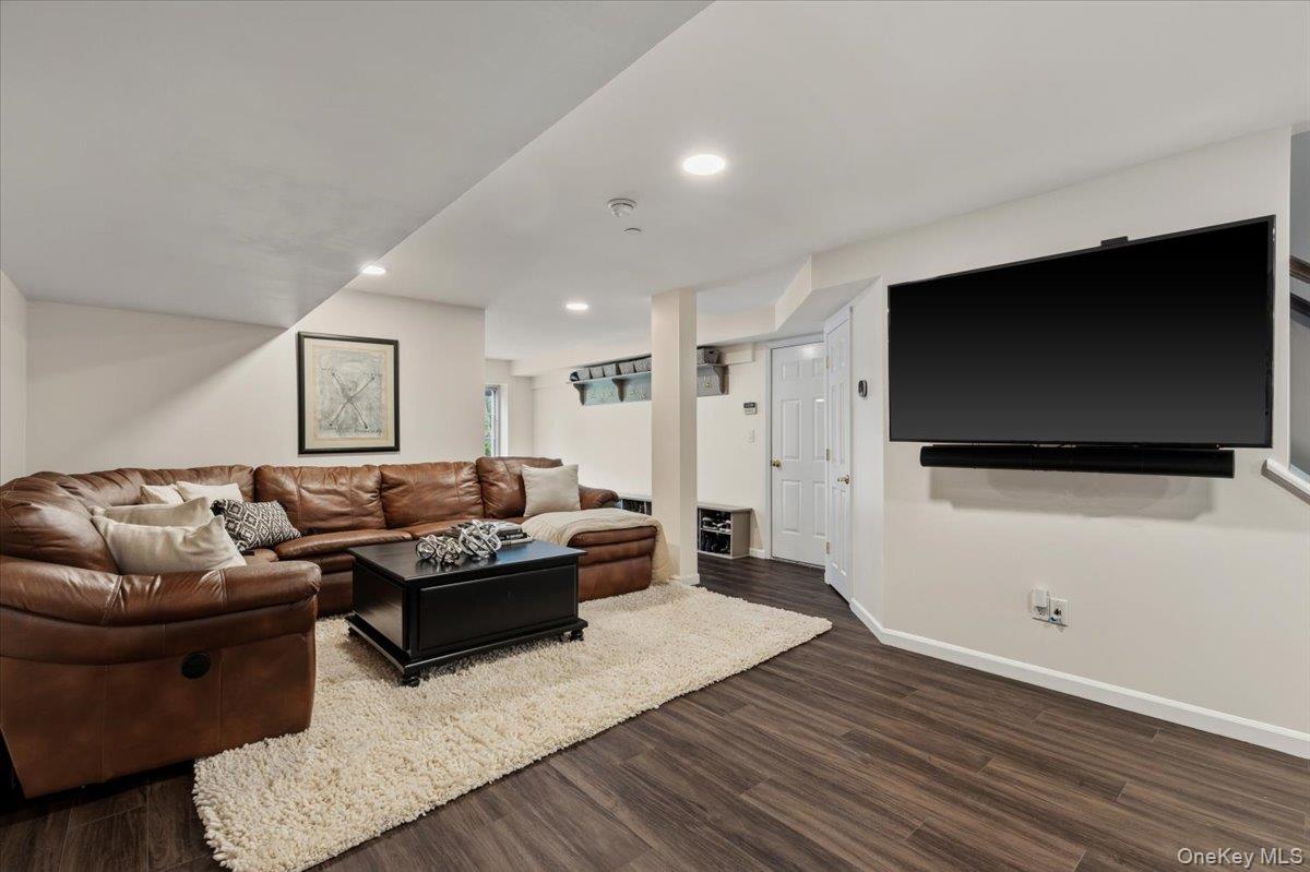 67 Bellefair Road Rye Brook, NY 10573 - Photo 25 of 45