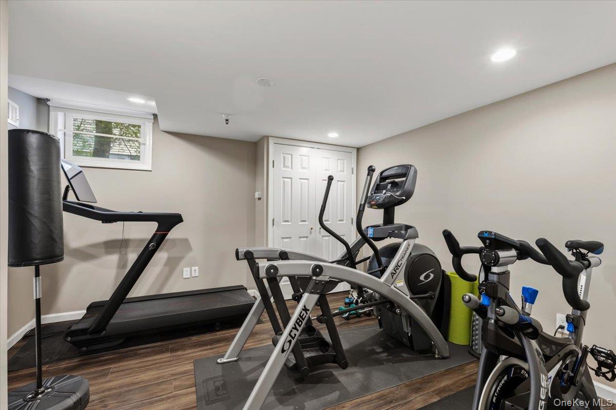 67 Bellefair Road Rye Brook, NY 10573 - Photo 29 of 45