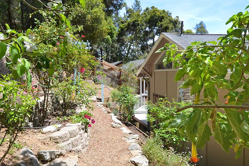 833 Valencia Road Aptos, CA 95003 - Photo 19 of 22 Gallery Image 19