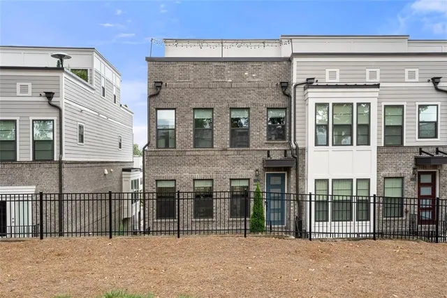 $679,000 | 1012 Burnside Ln. Northwest, Atlanta, GA 30318