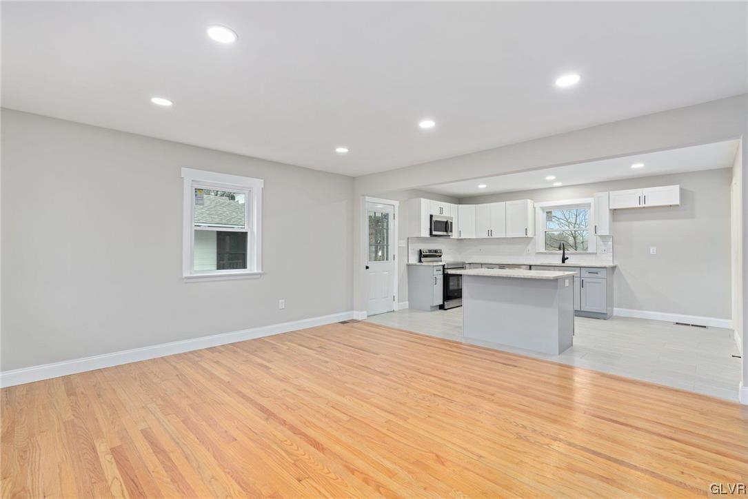 1660 Pleasant View Road Bethlehem, PA 18015 - Photo 8 of 17 Gallery Image 8