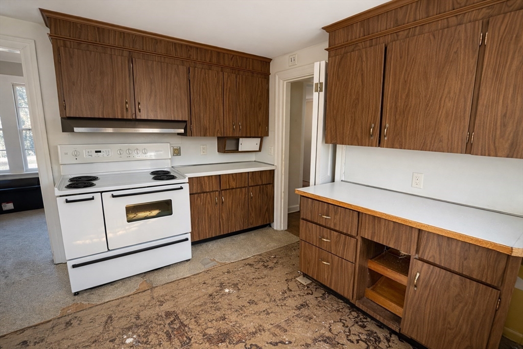 160 Reservoir Road Chestnut Hill, MA 02467 - Photo 6 of 6