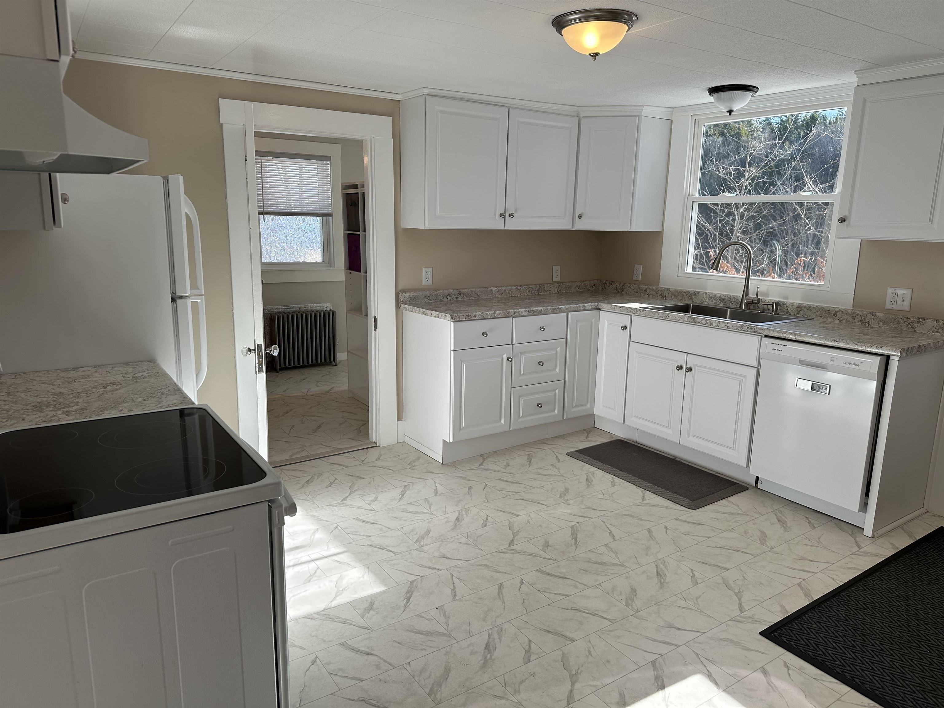 22 Altemont Street Peterborough, NH 03458 - Photo 11 of 46