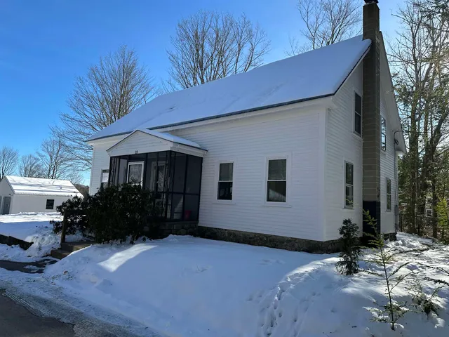 $419,900 | 22 Altemont Street, Peterborough, NH 03458