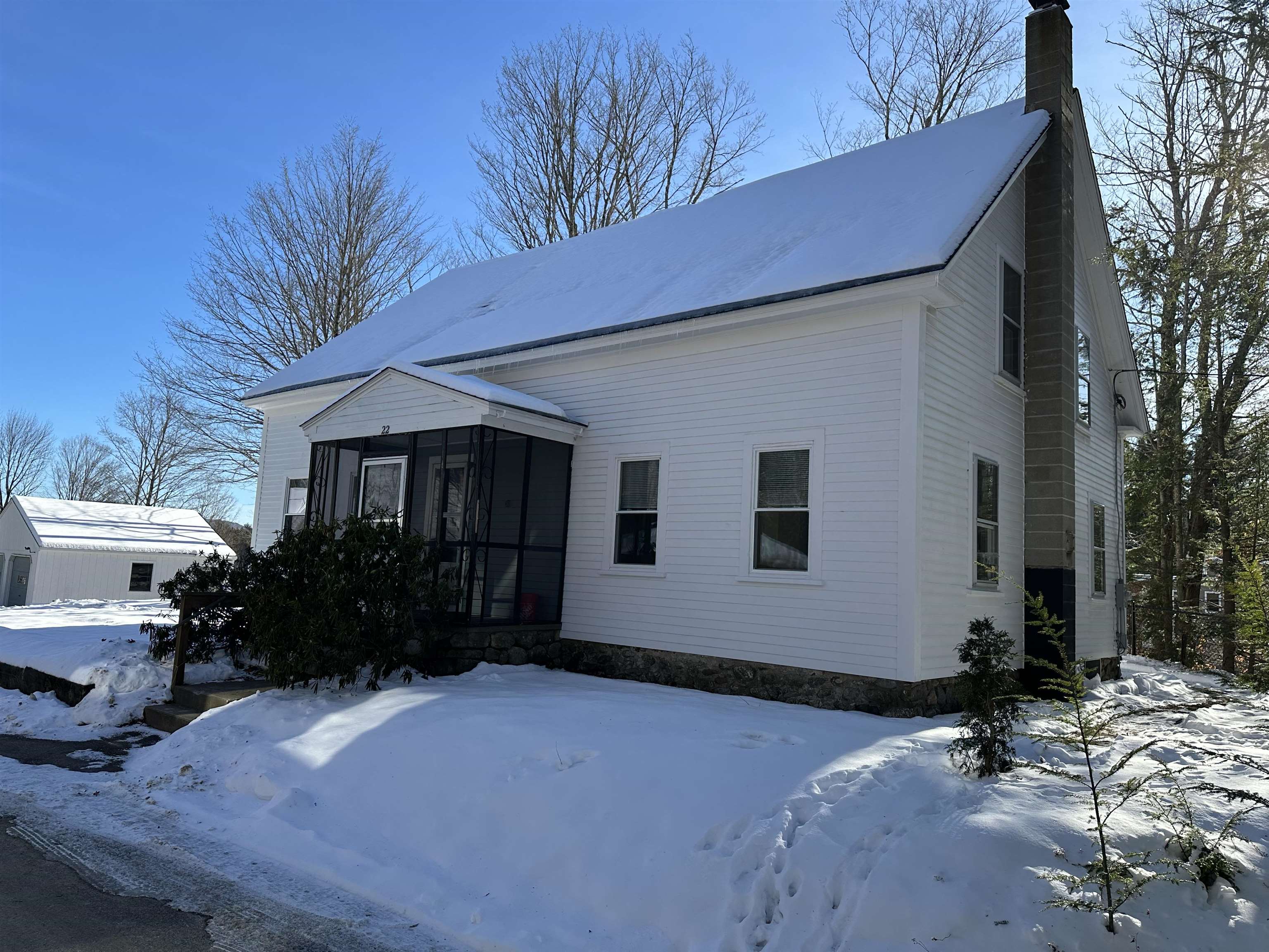 22 Altemont Street Peterborough, NH 03458 - Photo 2 of 46