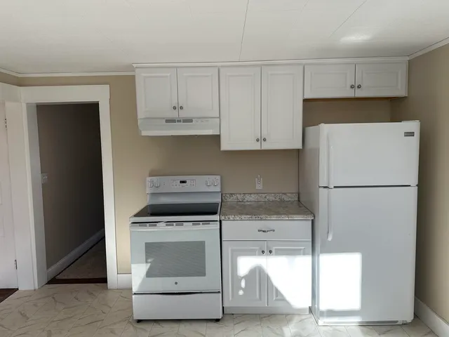 $419,900 | 22 Altemont Street, Peterborough, NH 03458