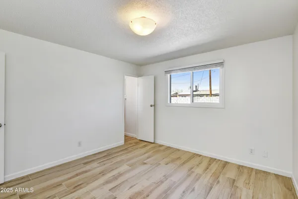 $499,000 | 1986 East Palmcroft Drive, Tempe, AZ 85282