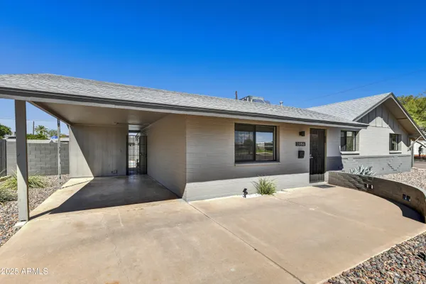 $499,000 | 1986 East Palmcroft Drive, Tempe, AZ 85282