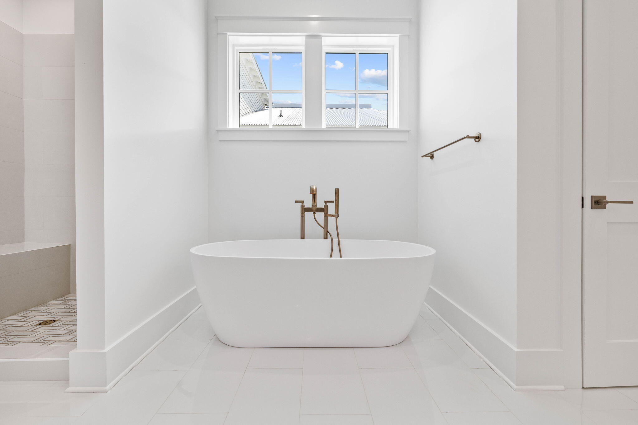 43 Pompano Street Inlet Beach, FL 32461 - Photo 34 of 83 a white bath tub sitting in a bathroom