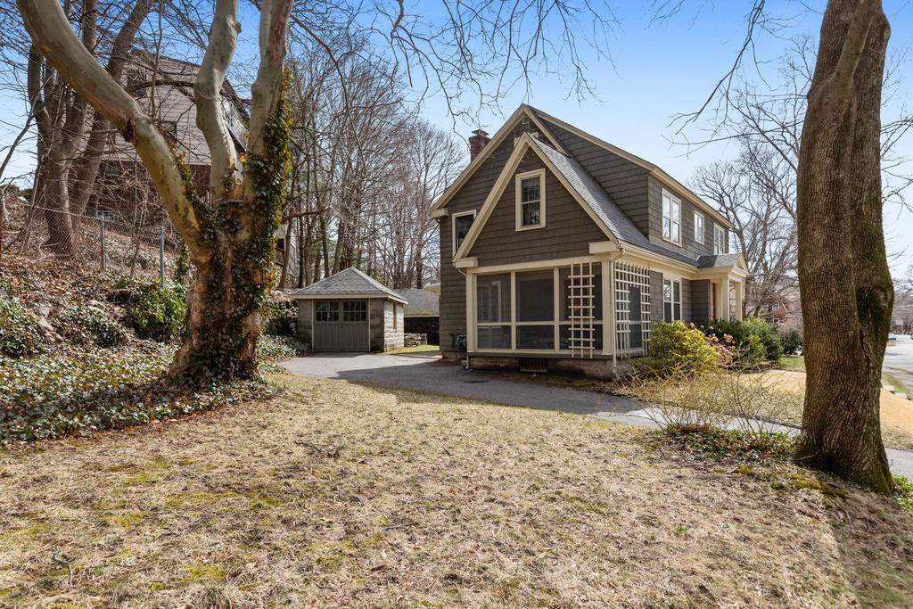 21 Winslow Road Winchester, MA 01890 - Photo 3 of 35
