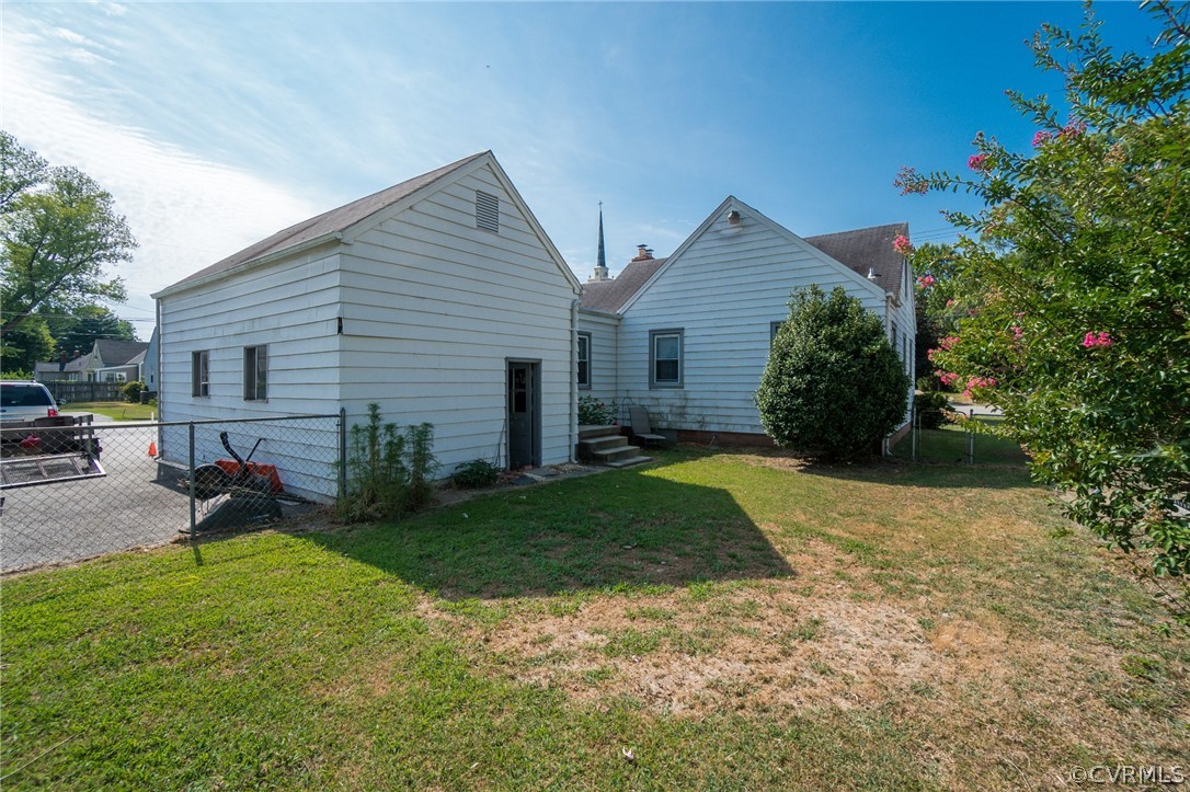 2612 Dumbarton Road Henrico, VA 23228 - Photo 17 of 17 Gallery Image 17