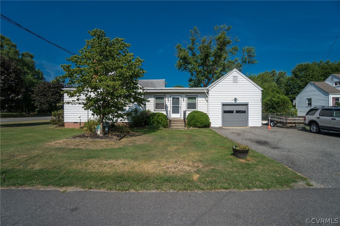 2612 Dumbarton Road Henrico, VA 23228 - Photo 3 of 17 Gallery Image 3