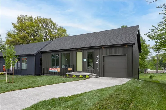 $290,000 | 4411 East 135th Street, Grandview, MO 64030