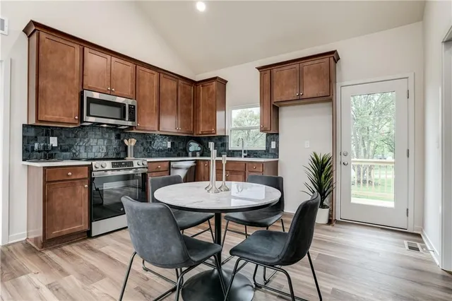 $290,000 | 4411 East 135th Street, Grandview, MO 64030