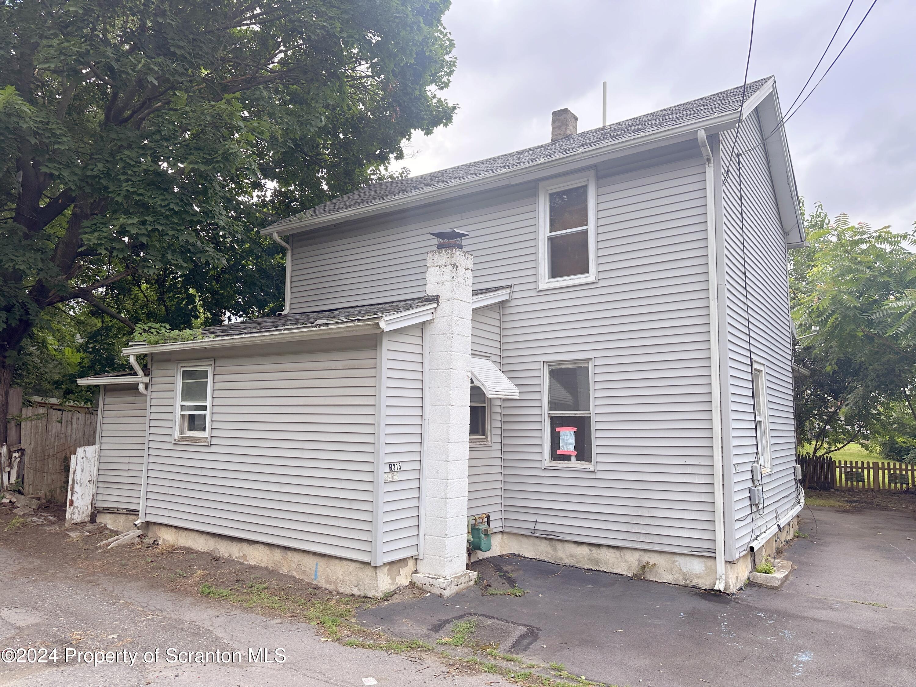 315 North Rear Garfield Scranton, PA 18504 - Photo 1 of 21 Gallery Image 1