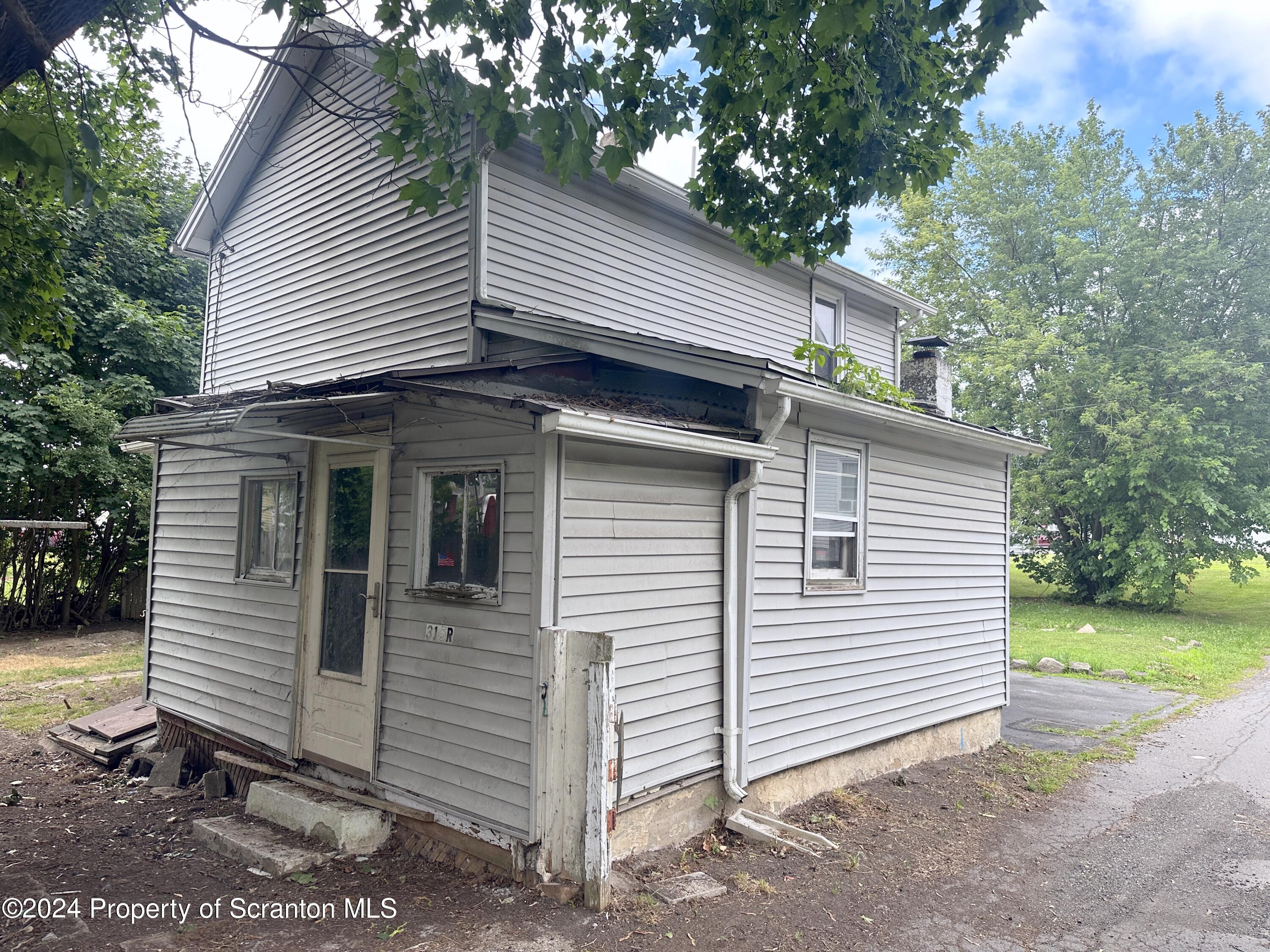 315 North Rear Garfield Scranton, PA 18504 - Photo 10 of 21 Gallery Image 10