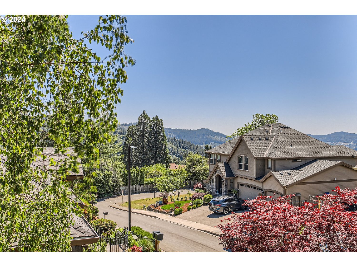1549 Southwest Walters Loop Gresham, OR 97080 - Photo 34 of 45 Gallery Image 34
