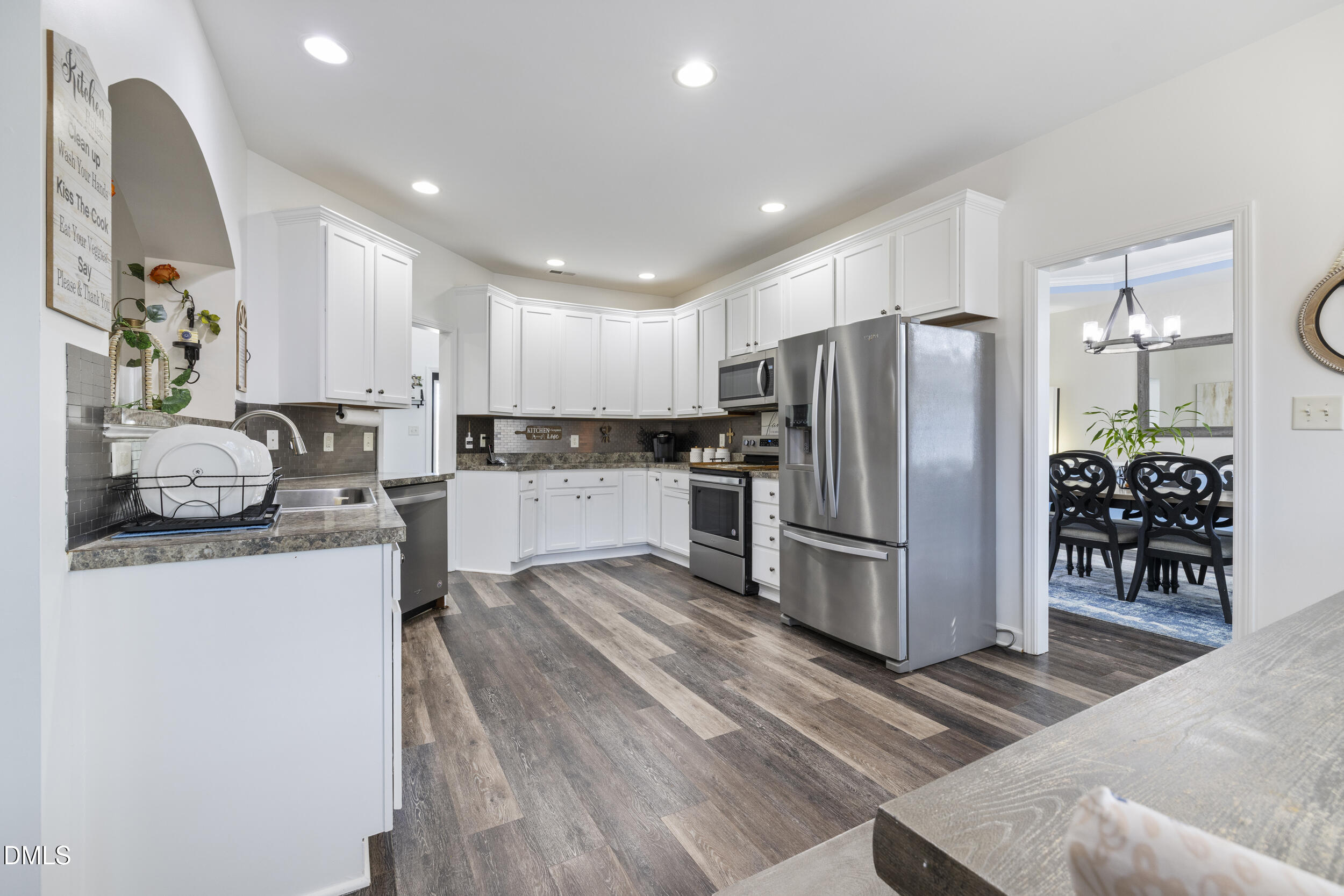 2213 Water Spray Drive Raleigh, NC 27610 - Photo 16 of 42 HN9A6646_pro_2550x1667