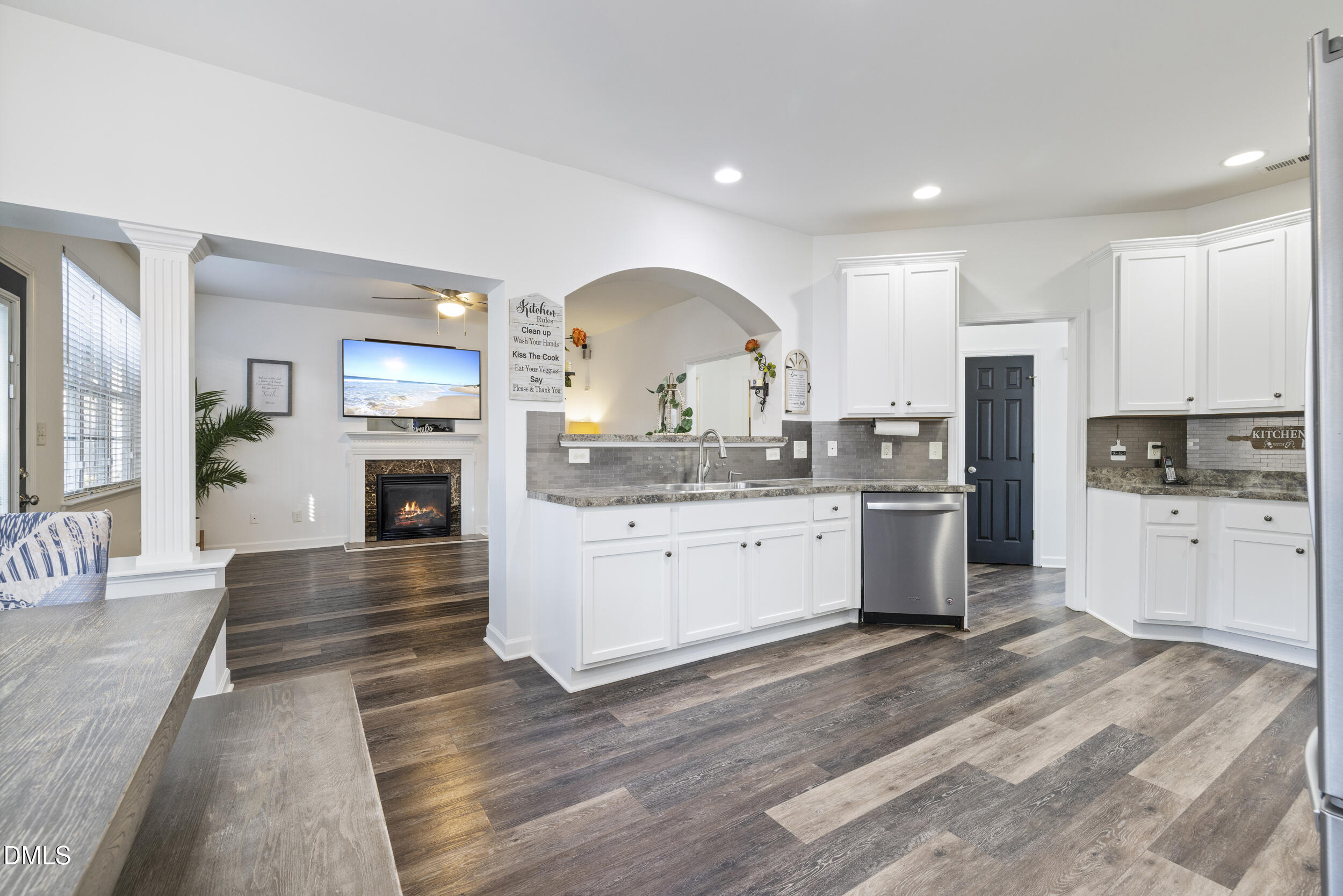 2213 Water Spray Drive Raleigh, NC 27610 - Photo 17 of 42 HN9A6649Re_pro_2550x1667