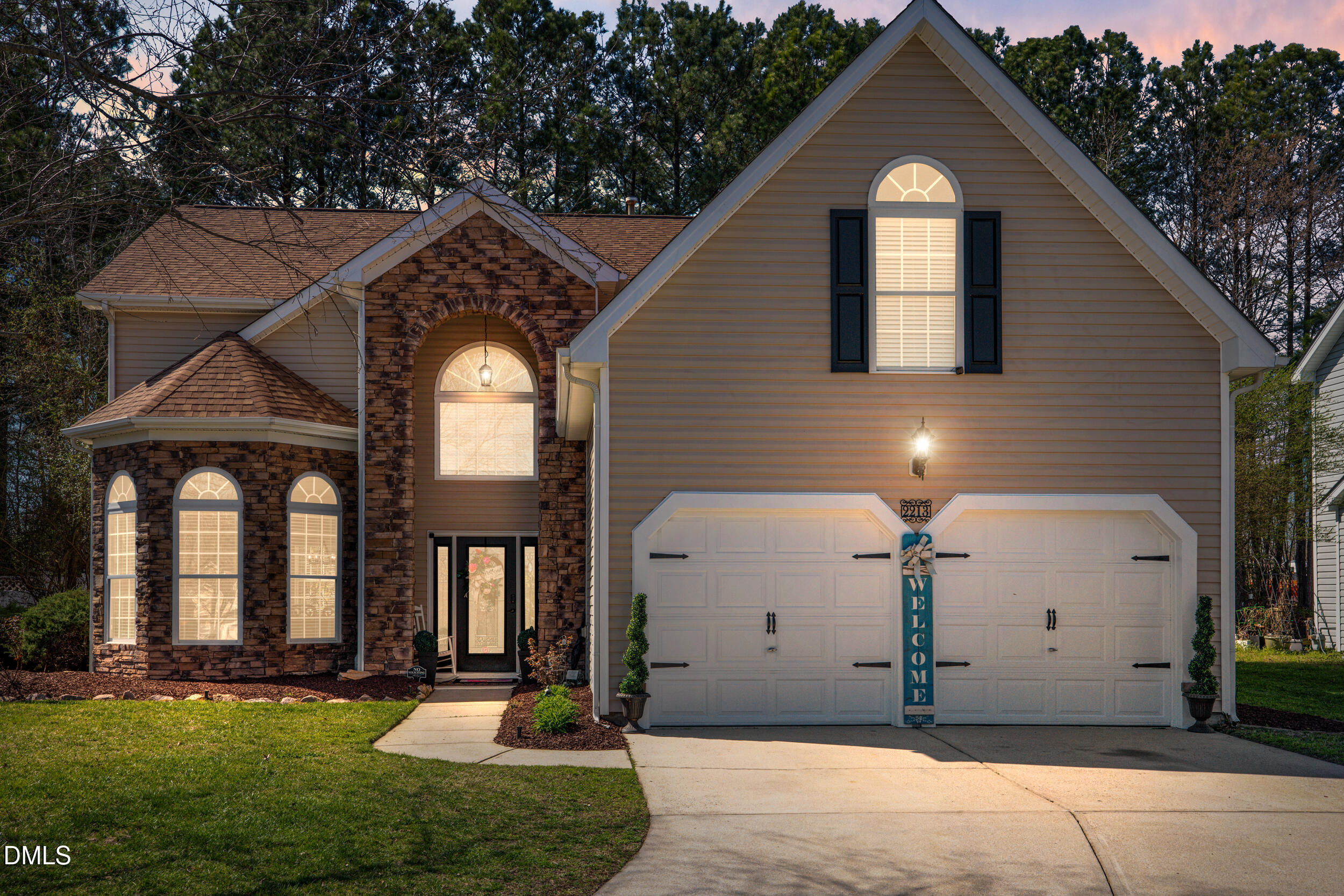 2213 Water Spray Drive Raleigh, NC 27610 - Photo 40 of 42 HN9A6605_proDTE_pro_2550x1667