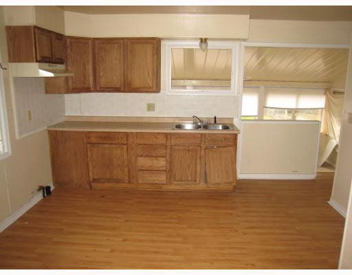 56755 Oak Road South Bend, IN 46619 - Photo 3 of 7 Gallery Image 3