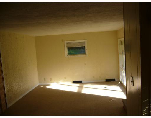 56755 Oak Road South Bend, IN 46619 - Photo 5 of 7 Gallery Image 5