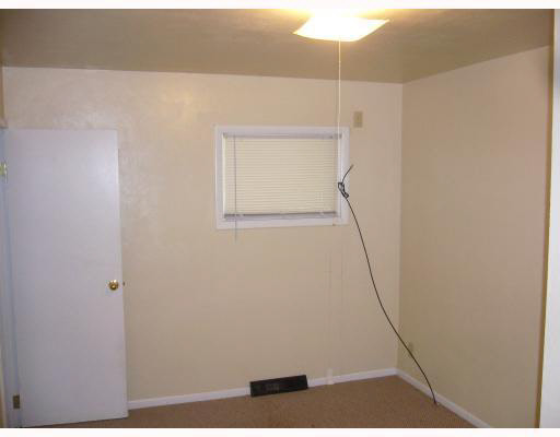 56755 Oak Road South Bend, IN 46619 - Photo 6 of 7 Gallery Image 6
